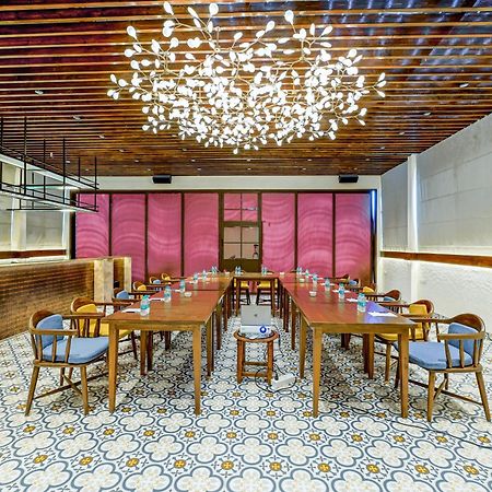 Regal Enclave Hotel Mumbai  Buitenkant foto